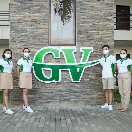 Garden Vista Hotel Davao Stadt Exterior foto