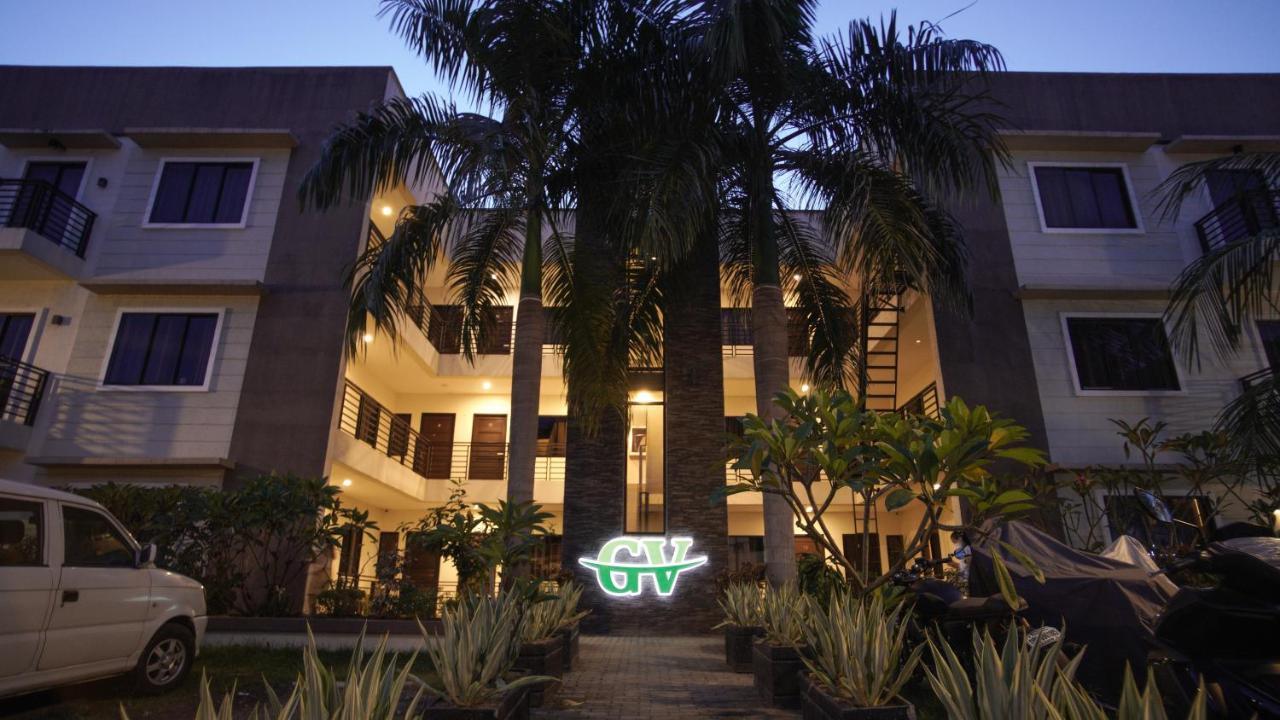 Garden Vista Hotel Davao Stadt Exterior foto